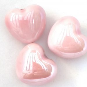 Cuori in porcellana 18x16mm 1pz