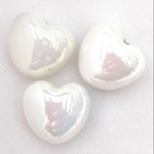 Cuori in porcellana 18x16mm 1pz