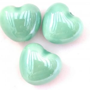 Cuori in porcellana 18x16mm 1pz