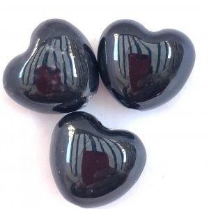 Cuori in porcellana 18x16mm 1pz