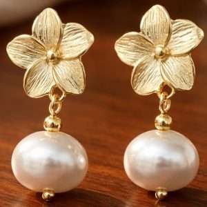 Orecchini con perle