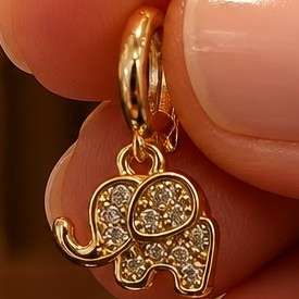 Charm zirconi